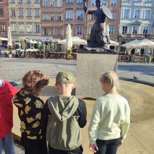 Messenger creation F41117D8 AD02 46F1 AE39 ECA8F50B7008 Klasy trzecie na wycieczce do Warszawy Messenger creation F41117D8 AD02 46F1 AE39 ECA8F50B7008 Klasy trzecie na wycieczce do Warszawy